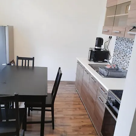 Monteurwohnungen In Apartment *